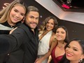 La cita de hoy fue en @sabadoenlanochegv por @globovision Maquillaje para mi hermosa @miriamcamino la española más venezolana, para su entrevista 🎬🥰✨  ¡Gracias @globovision y al STAFF Miriam Camino! 🎶