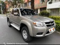 Camioneta 4x4 doble cabina con platon  Marca: Mazda BT50  Modelo: 2012  Cilindraje: 2.6 Gasolina  4 x 4  Recorrido: 161mil Kms  Vidrios y retrovisores eléctricos  Rines de lujo  Exploradoras  Full aire  SOAT y Tecnomecanica hasta noviembre 2023  Impuestos al día  Placas de Medellín  Precio: $68.000.000 @elnegociovende  . . . #camionetas #camperos #mazda #mazdabt50 #mazdamotors #camioneta #sevende #enventa #negocios #usados #carrosenventa #vehiculos #carros #monteria #sahagun #usado