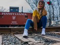 Photoshoot time! On railway, with my love @shakiravelascor and friends @sol.1004 @ana_henaol, I hope really like it and enjoy. . . . . . #pic #picture #photos #photograph #foto #instaphoto #pictures #fotografia #color #capture #camera #moment #insta #pics #snapshot #사진 #nice #all_shots #写真 #composition #фото