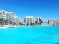 San Alfonso del Mar es un complejo residencial o resort ubicado en Algarrobo, Región de Valparaíso, Chile, a orillas del Océano Pacífico. Destaca por tener la piscina más extensa del mundo. Para construir esta piscina se requirió una inversión de 3,5 millones de dólares.  DISFRUTA EN FAMILIA En La PISCINA MÁS GRANDE.  NUESTRA CUENTA EN INSTAGRAM 🔜  @SANALFONSODELMARCHILE_1  Para más información 📲📞☎️ +56952405333  CONTAMOS CON 50% DE DESCUENTO.  Arriendo Lindos Dptos en La Piscina más Grande.  Cap para 3, 4, 5, 6, 8 y 10 Personas. . . ●PROMO 1●  2 DÍAS 1 NOCHE 130 MIL PESOS. APLICA SOLO DE LUNES A VIERNES.(DIA DE SEMANA) . . ●PROMO 2● 3 DÍAS 2 NOCHES 200 MIL PESOS.  APLICA SOLO DE LUNES A VIERNES. (Dia de SEMANA) . . ●PROMO 3● 3 días 2 Noches 210 mil pesos aplica de Viernes a Domingo. (FIN DE SEMANA) . . ●PROMO 4● 2 días 1 noche 140 mil Pesos. APLICA DE Sábado A DOMINGO.  LAS PROMOS NO APLICAN en FERIADOS Ni Año Nuevo. (PROMO VALIDA HASTA EL 30 DE AGOSTO 2018 TEMPORADA BAJA )  DISPONIBLE PARA FIESTAS PATRIAS Y AÑO NUEVO 6 DPTOS. - #regrann - #regrann