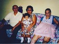 Mis amados abuelitos y mi amada bisabuela que en paz descansen en paz mi abuelito y mi bisabuela