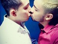 Feliz día de San Valentín Que viva el amor.. 👨‍❤️‍💋‍👨👬 #sanvalentin #valentinesday #diadesanvalentin #love #pride #gaylove #lovegay #amor #likelikelike #likeforlike #follow #followme #followforfollowback #like #photooftheday