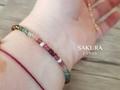 Entre ayer y hoy les mostré en HISTORIAS esta pulsera 😍... ¿Las viste? Desde cero hasta lo que ves aquí.  Mi piedra favorita es justo esta lindura: La #Turmalina y la #TurmalinaSandia 🖤💚💙💜🧡💛❤️. La AMO.  Aquí la combine con detalles en #Plata925 y mucho cariño.  𝐒𝐚𝐤𝐮𝐫𝐚 𝐉𝐨𝐲𝐚𝐬 🌸⁣⁣⁣⁣⁣⁣⁣ #Joyas y #Accesorios ⁣⁣⁣⁣⁣⁣⁣ #HechoAMano #JoyasDeAutor⁣⁣⁣⁣⁣⁣⁣ ⁣⁣⁣⁣⁣⁣⁣ Envíos por pagar a todo Chile.⁣⁣⁣⁣⁣⁣⁣ 𝗪𝐡𝐚𝐭𝐬𝐀𝐩𝐩 +𝟻𝟼 𝟿 𝟸𝟶𝟸𝟷 𝟶𝟹𝟾𝟽⁣⁣ ⁣⁣ ⁣⁣⁣⁣⁣⁣⁣ 🌸 𝐀𝐥𝐞𝐣𝐚𝐧𝐝𝐫𝐚 𝐒𝐚𝐧𝐜𝐡𝐞𝐳 ⁣⁣⁣⁣ ⁣⁣⁣⁣⁣⁣⁣ ⁣⁣⁣⁣ ⁣⁣⁣ ⁣⁣