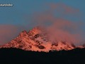 La tarde de este jueves 9 de agosto de 2018, a las 7 de la noche, el sol de los venados iluminó el Pico Bolívar de la Sierra Nevada de Mérida