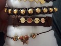 Set de pulseras en color marron.. super bellas, versatil y comodas para usarlas en el dia o en la noche #usatalentovenezolano #usadiseñovenezolano  Contactanos via wh +584246867562