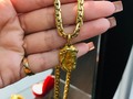 CADENA ORO 750 ITALY ✔Peso: 12,2gr ✔Medida: 21cm cerrada (corta) ✔Grosor: 5mm Precio: 488$ (40$ el gramo) DIJE ROSTRO DE CRISTO ✔️Peso: 2,8gr Precio: 112$ (40$ el gramo). 🟢DISPONIBLES🟢 . . MAS INFORMACIÓN 04149900591 . . #ORO #VENEZUELA #GOLD #PRENDAS #18K #CARACAS #JOYAS #JOYERIA #CADENAS #LUJO #SAMBIL #SABADO #JOYERIASENCCS