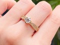 El amor de mi vida eres tú❤️  Solitario mod. 039 18kts + brillante 0.75 ct + replica en plata italiana 925. Solicita el catálogo en un comentario⬇️  Para más información escríbenos al DM o al WhatsApp 0414.990.0591 📱   Te recordamos todos nuestros servicios⬇️ 💴Préstamos con garantía prendaria 💴Servicio Layaway (sistema de apartado) 💴Fabricación de joyas personalizadas 💴Si no sabes que joya regalar pregunta por nuestras gift card.  Te esperamos⬇️ 📍Sambil Caracas 📍Centro Lido 📍Parque Costazul - Isla de Margarita  #TeamFarias 🔥  #solitarios #amor #anillodecompromiso #oro #brillante #diamante #joyas #gold #boda #compromiso #18k #oro #caracas #islademargarita #venezuela
