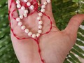 Pedido personalizado 😍 collar de perlas cultivadas y rosario 📿   #collar #cadena #rosario #denario #denario #rojo #rosariorojo #hilorojo #protección #amuleto #perla #perlas #perlascultivadas #accesorios #playa #tucacas #bikini #cayos #mochima #morrocoy #red #Redpasion #rojopasion #todayoutfit