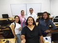 Mi clase de hoy... Dos se fueron antes de la hora y la clase se va rápidoooo, que se me olvidaaaa tomar la fotito jajajaja  Invitadas de hoy Karen Córdoba y Jennifer Silvera.   Hoy hable de las redes sociales: la imagen, la proyección personal y profesional, a veces me quedo cortaaa de hora para todo lo que uno quiere compartir de lo aprendido.  Mis clases de pro, etiqueta y más de la Universidad del Trabajo y la 3era Edad en la Universidad de Panamá, todos los lunes de 1pm a 3pm  Nuevo curso en $40 el cuatrimestre en mayo o junio les avisaré.