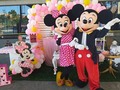 Nuestro #tbt de hoy es de #Mickey y #Minnie que grandes recuerdos!!! y tenemos muchos otros junto a estos 2 hermosos personajes otro días les mostramos !!!! #Disney #venezuela #caracas