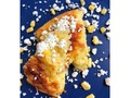 PASTEL DE CACHAPA🌽🌽 🔸3 tazas de maiz 🔸1/2 taza de leche de almendras 🔸1/2 taza de Stevia o edulcorante que uses 🔸1 cucharada de mantequilla Ghee derretida (puedes omitirla yo lo que hare la proxima vez que lo haga) 🔸1/4 de taza de Harina de Maiz (marca Red Mill) 🔸1/4 de Harina de Avena 🔸2 huevos 🔸1/2 cucharada de Polvo para Hornear 🔸 Queso Mozarella  Preparación: - Precalienta el horno a 350F - En una licuadora coloca las 3 tazas de maiz con la 1/2 taza de leche y licuas como 5 seg (deben quedar pedazos de maices, no puede ser totalmente liquida la mezcla) - En un bowl coloca: la stevia, la mantequilla derretida, las dos harinas, los dos huevos, y el polvo para hornear. - Mezcla bien esos ingredientes y de último coloca la mezcla del maiz y revuelve bien hasta que todos los ingredientes esten bien unidos. - Coloca la mezcla en un molde mediano engrasado con aceite de coco y lo metes en el horno por 30 min - Lo sacas y lo dejas reposar como 15 min y listo 👌🏼👌🏼 Literalmente copie y pegue la receta que hice hace unos cuantos años jajajaja creo que dos en verdad😂 o uno (siempre hablando popo)!!