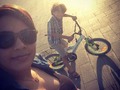 Mi muchachito y yo de espalda al sol ☀️☀️😎