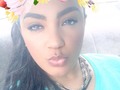 Pónganme este filtro con estos ojos brillantes y el florero para llevar!!! Jajajajaj a señores no crean en fotos!!! Lol