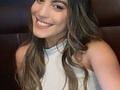 Estoy emocionadísima con esta nueva etapa en mi vida 💘 venciendo mis mayores miedos, aprendiendo y llenándome de fortaleza para seguir y avanzar con pasitos gigantes 🥹🎤   …esta canción se bautizó como la primera en la que pude cantar en público el jueves 7/12/22, por lo que esta fecha y canción se volvieron muy especial para mi ❤️   Agradezco muchísimo a toda mi familia y amigos que me apoyan los amo mucho 💘💓💓💓vamos por más💓💓💓