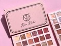 De mis favoritas para recrear look muy sofisticados ✨  Esta paleta tiene tonos de transición, tiene sombras matte y satinadas