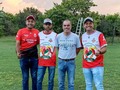 Con el entrenador y profesional Jaime de la pava👨‍🏫, buscando un futuro para mis niños 👨‍👧‍👦 de la fundación Unidos por tuluá. ❤️⚽⚽
