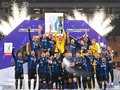 El campeón del calcio también manda en la Supercopa de Italia. Inter es el mejor equipo de Italia. Rompió la hegemonía de Juventus en la Serie A y también le hizo doblar la rodilla en la finalísima de la temporada 2020/21. Había sido superior a Juventus en control de juego y situaciones, pero para plasmarlo en el resultado necesitó llegar al último minuto del suplementario, cuando Alexis Sánchez anotó el 2-1a los 120min.... Los Goles en las historias de @limoncitosfsl 💙🥇🏆🎉