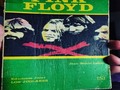 Buen libro de los primeros años de Pink Floyd…