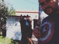 Terminar el año con esta sorpresa…  Ojalá aparezca el dueño, la estoy cuidando como puedo. No me animo a dejarla sola en la calle, por eso la he pasado al fondo de mi casa.  Que loco, no? (en Hongo Park)