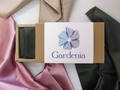 ¿Porque debes usar nuestras fundas de almohada? ⭐Disminuye considerablemente el frizz ⭐conserva la humedad del cabello manteniéndolo hidratado ⭐evita el quiebre que causan otros materiales como el algodón ⭐No te vuelves a despertar con el pelo alborotado ⭐Evita las arrugas del sueño en la piel