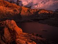 Colombia toca el cielo en sus Cumbres nevadas.  La Sierra Nevada de Santa Marta con sus tres cumbres: Shubldue (pico Colón), Serankua (pico Bolívar) y Simmonds. Es la. Montaña más alta del mundo a orillas del mar.