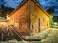 Paredes de tapia pisada, levantadas a punta de tapial y barro. Así son las casas de Barichara, pueblo patrimonio en Santander.