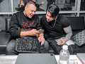 Se vienen cositas.   Rodéate de Gigantes. Aquí con el mago de las redes sociales!   personas increíbles como este man.