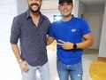 Mi hermano y doble colega @alejandropantoja_oficial me invitó a un ensayo en su casa y yo con mucho gusto fui a hacerle los coros de sus canciones. Gracias mi hermanito! Sigue pa lante!  Arpaaa...!!!! @ensamble440_oficial  #musica #buenamusica #prestamelaami #ensayo #jodedera #musicallanera #galenos #joropo #fyp #hermandadllanera🇻🇪🇻🇪 #diosdepatron #diosdeguia #diosesbueno