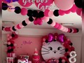 Acompañando a NICOLE en sus 8 añitos 💖💞💕  Temática de #gatitos Recreamos la cara de una hermosa y coqueta gatita, personalizamos cada cilindro e hicimos #arteenglobos para ella y su momento especial🎉   #felizcumpleaños NICOLE. 😻💝😍 #cumpleaños #decoracionesdefiestas #arcodeglobos #globoscaruci #globosburbuja #cadenetadeglobos #semiarco #balloonsart #globos #decoracionconglobos #decoracionprofesionalconglobos #arcodeglobos #FiestaenCasa #fiestasinfantiles #fiestas #fiestatematica