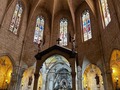 Disfrutando del arte renacentista en la Iglesia Prioral de San Pedro, la principal parroquia de Reus
