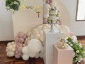 Francisca tubo una celebración increíble 🌸 llena de muchos colores nude 💞 pensamos en cada detalle junto con su familia que nos permitió crear un espacio maravilloso para esta fecha inolvidable