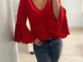 Color rojo de moda y en tendencia este 2023. -  - - - - -#diseñobogota #modafeminina #modacolombiana #diseñoindependientebogota #fashionstyle #tendencias2022 #comprasymoda #ropacolombiana #ropamujeres #ropayaccesorios #bogotà #bellezalatina #maquillajecolombiano