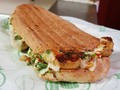 Nuestro CHORIPAN🇦🇷💚 está en el pódium esta semana 🏆🥇.. Al toque #greengardencol. En pan artesanal, chimichurri de la casa, doble chorizo vegetal, Viruta de papa y doble queso mozzarella light 🌭🌶 . . .  Te lo llevamos a casa, sólo llámanos; ☎️(4)7850122 o escríbenos al 📲▪︎3007552612▪︎ . . . #foodporn #Montería #TagsForLikes #meatlessmonday #yummy #foodie #fastfood #greengardencol #photooftheday #healthyfood #fresh #tasty #hotdog #delicious #testy #foods #monteriavende #healthyfastfood #monteríaadelante #monteríafit #monteríavende #monteriacity #monteriaventas #monteriacordoba