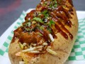 ¿Será que el Perro Criollo baja del pódium? Por nuestro •••NUEVO PERRO GREEN•••🍃🌭  ¡Honestamente; deben probar ésta experiencia!   Un perro caliente que es delicioso de principio a fin 👏👩‍🍳🍃🙂  Pan artesanal, ensalada de repollo con una deliciosa salsa de la casa, salchicha vegetal, viruta de papa, queso mozzarella light, pollo vegano en salsa miel mostaza- decorado con nuestra salsa BBQ de tamarindo, ajonjolí y cilantro 🍃  Te esperamos en nuestro local de 4:00pm a 9:30pm o te llevamos tu pedido a tu domicilio; Llámanos o escríbenos (+57)3007552612 (4)7850122 . #Montería #Monteria #monteriacordoba   #healthyfood #saludable #vegetarianhotdog #healthyhotdogs #hotdog #perrocalien #perroscalientes🍔 #hotdoglover #perrocalientesaludable #greengardencol #perrocalientemonteria #perrocalientevegano #yummy #veganfood #meatless #monteriavende #Montería #perrocalientevegetariano #monteriaventas #veganfood #cheeselover #colombianhotdog #veganinspiration #veganhotdog #perrocaliente #veggierestaurant #hotdogtime #perroscalientes