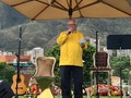 Hoy les mostramos éstas imágenes enviadas por nuestro cliente desde hace muchos años en gran @mdestevez1 quien una vez más nos brindó la oportunidad de poder acompañarle en sus presentaciones con nuestras guayaberas!!!  Somos...Guayabera y Lino!!!  " Un Clásico con Estilo"  César Torrealba Diseñador!!!   Contacto: +58 4129957252 +58 4126153261  #guayaberas #guayaberaylino #cesaraugustotorrealba #ElCesarDeLasGuayaberas #UnClasicoConEstilo #caracas #diseñador