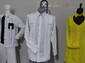 Espectacular Guayabera con bolsillos tipo ojal en el frontal y alfozas tipo presidencial confeccionada en lino.  Somos...Guayabera y Lino!!!  " Un Clásico con Estilo"  César Torrealba Diseñador!!!   Contacto: +58 4129957252 +58 4126153261  #guayaberas #guayaberaylino #cesaraugustotorrealba #ElCesarDeLasGuayaberas #UnClasicoConEstilo #caracas #diseñador
