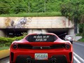 Con el #Ferrari en Venezuela 🇻🇪 (Ya no se sabe si reír o llorar).