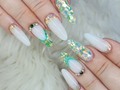 Hermosas uñas acrílicas ♡