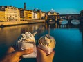 Compartiendo el sabor de la dulzura en el corazón de Florencia 🍦🇮🇹 ______________________  Sharing the taste of sweetness in the heart of Florence🍦🇮🇹  #gelato #couplegoals #florence #firenze