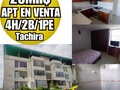 ▪Ubicación: Quinimari. San Cristóbal. 💰▪Precio: 23.000$ 🏠▪︎ Instagram: @franciapascia @franciapasciarealtors 📲▪Contacto: 04127500706 🏬▫Tipo de Inmueble: Apartamento  📋▫Tipo de Operación: Venta 📏▫ Metros cuadrados: 106 m2  🛏▫ Habitaciones: 4 🚽▫Baños: 2 🚘▫ Puestos de Estacionamiento: 1 puesto techado. 💳▫Extra:  El apartamento queda con cocina tope, y línea CANTV. 📖▫ Condiciones: excelentes 🚱▫ Servicios: Todos #sancristobal #barrioobrero #pirineos #tachira