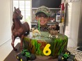 Y los cumplió feliz!! Jose E. #6 #torta #caballos #vainilla #camuflaje #amigos #familia #diversión