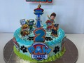 Torta de rellena de Crema con Melocotones y decorada con rico merengue francés… y no podían faltar los bellos toper de nuestros aliados de @fabricacreativa.ca #torta #merengue #vainilla #melocotón #cremapastelera #pawpatrol #cumpleaños #celebrar #vida #amor #familia …Tú Torta Soñada ☺️😉😍🎂💫🌟💙
