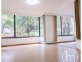 Apartamento para la Venta en Unidad Completa excelente ubicación, ideal para remodelar, Poblado, Medellín. Generosos espacios y maravillosa distribución. 168m2. @hmserviciosinmobiliarios #hmserviciosinmobiliarios #realestatemedellin #vivirenelpoblado #espacios #apartamentoenventa