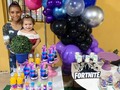 Feliz cumpleaños 🥳 hija 🙏🏼 que cumplas muchos muchos más y sigas creciendo en la bendición de la familia. Gracias a mi amigos de @bubblesballonsdecor y @moresa0818 siempre por todo el apoyo y el compromiso en cada decoración 🥳🙏🏼