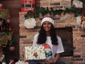 Se me crece mi #Dai👧🏽 por suerte firmo el #NovioALos35 🫢😎 ella les desea feliz navidad 🎅🏻
