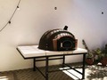 También estuvimos en la casa de Emiliano construyendo este hermoso Horno de Barro THB.  Horno Familiar de 1.20m Puerta con Visor y Base con Apoyo Lateral para bandejas   TU HORNO DE BARRO Construcción de Hornos de Barro artesanales para Comercios y Casas de familia en forma artesanal a domicilio  Consultas y presupuestos al: ☎️ +549 11 4731-3600 📲 +549 11 6424 4945  📲 +549 11 2746 6660  📩 tuhornodebarro@gmail.com  #hornodebarro#woodoven#tuhornodebarro#pizza#pizzanapoletana#pizzanapoletanaofficial#firecooking#food#pizzaoven#friends#family#pizzaconamigos#woodfiredovens#instagram#parrilla#asadores#asado#outdoorcooking#woodfiredpizzaoven#woodfiredoven#hornosdeleña#hornonapolitano#hornosaleña#clayoven#puertafundicionTHB#pizzalover#cookingwithfire#woodfire#woodfired#cooking
