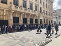 Pues sí, sí había fila para entrar al nuevo starbucks_sv en el centro de San Salvador