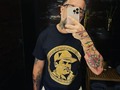 Los que buscan aprovecharse de ti hacen énfasis en lo que nos separan. Raza, género, religión, nivel educativo, nacionalidad, nivel económico etc.