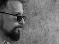 Se acerca el lanzamiento de “MANIPÚLAME”   Una novela negra que te enseñará el perverso y mágico mundo a la vez de la manipulación.   Te enseñará a manipular y a detractar de manera contundente a un manipulador.   La sátira, el humor negro y el realismo han hecho que me enamore de mi segundo libro.   “MANIPÚLAME”   PD: Pronto anunciamos la gira de la conferencia también.   Próximamente…