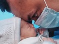 👼🏼Simón, confieso que era más nervios que persona, pero el poder entrar a su nacimiento fue la experiencia más bella que hasta ahora he podido experimentar! Se que tu llegada trae aún más propósito a nuestras vidas y papá nos escogió para guiarte. Mi último heredero de mi manada 🐺, amo con locura ser tu papá!  Bendito 6 de enero, bienvenido hijo, nuestro Rey 🤴 Simón! . . . #family #myson #baby